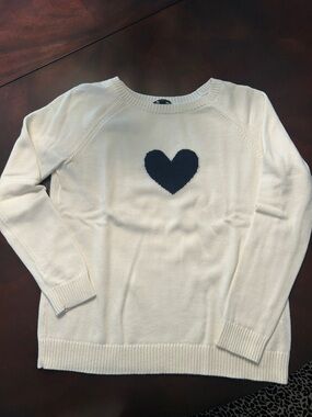 Talbots PS Women’s Cream Sweater with Navy Heart